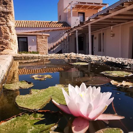Casa Vacanze Senia Del Rais Favignana Eksteriør bilde