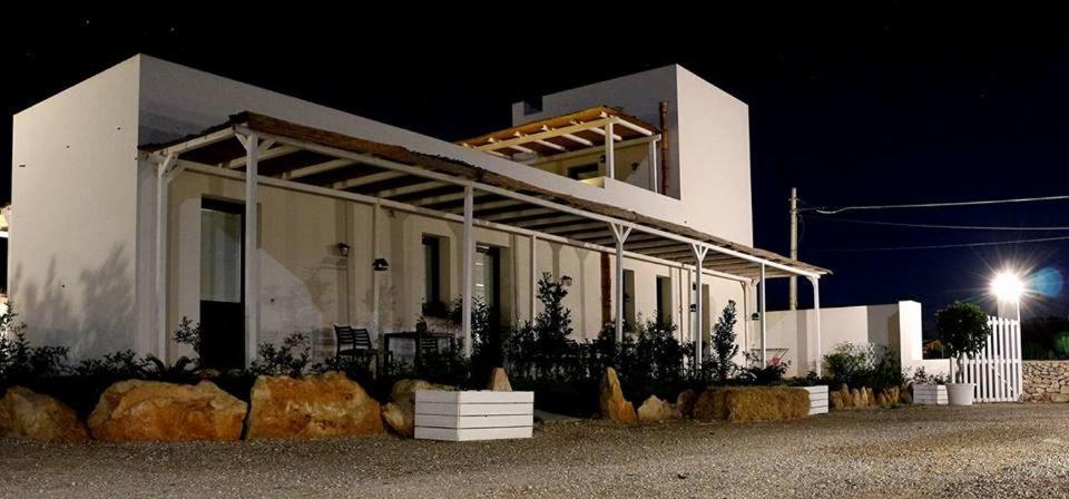 Casa Vacanze Senia Del Rais Favignana Eksteriør bilde