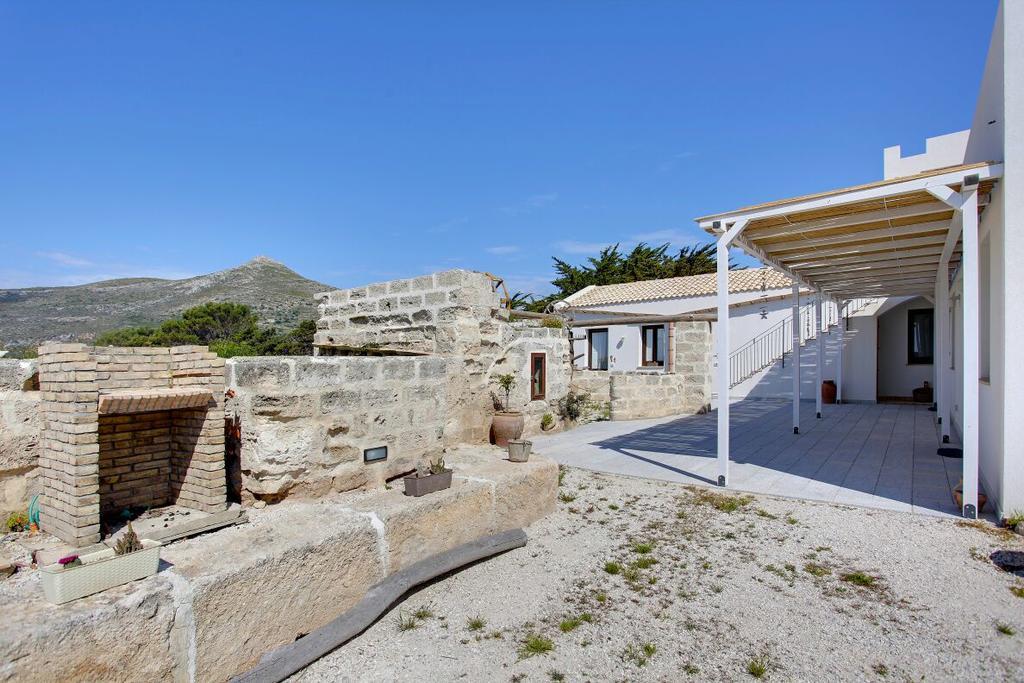 Casa Vacanze Senia Del Rais Favignana Eksteriør bilde
