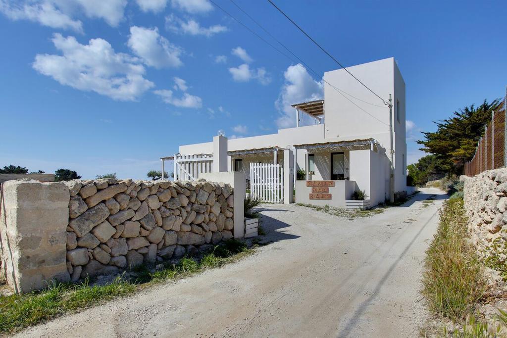 Casa Vacanze Senia Del Rais Favignana Eksteriør bilde